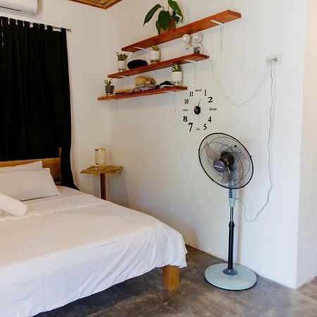 Ozen Freediving Hostel เจเนอรัลลูนา ภายนอก รูปภาพ
