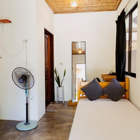 Ozen Freediving Hostel เจเนอรัลลูนา ภายนอก รูปภาพ