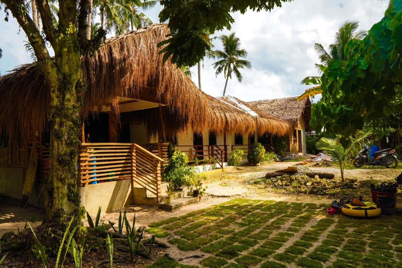 Ozen Freediving Hostel เจเนอรัลลูนา ภายนอก รูปภาพ