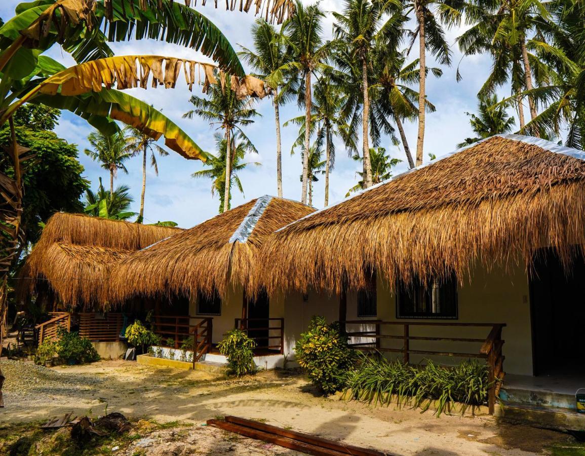 Ozen Freediving Hostel เจเนอรัลลูนา ภายนอก รูปภาพ