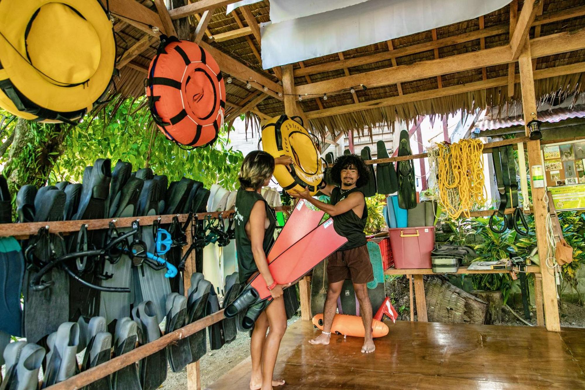 Ozen Freediving Hostel เจเนอรัลลูนา ภายนอก รูปภาพ