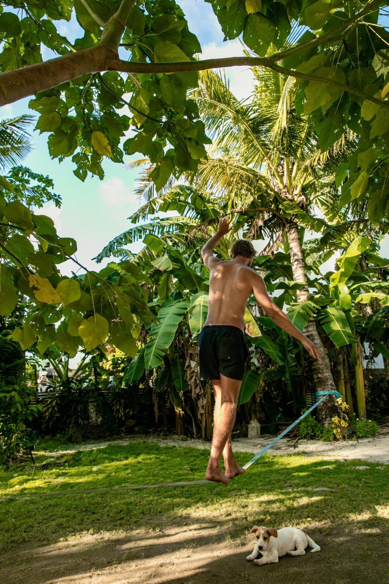 Ozen Freediving Hostel เจเนอรัลลูนา ภายนอก รูปภาพ