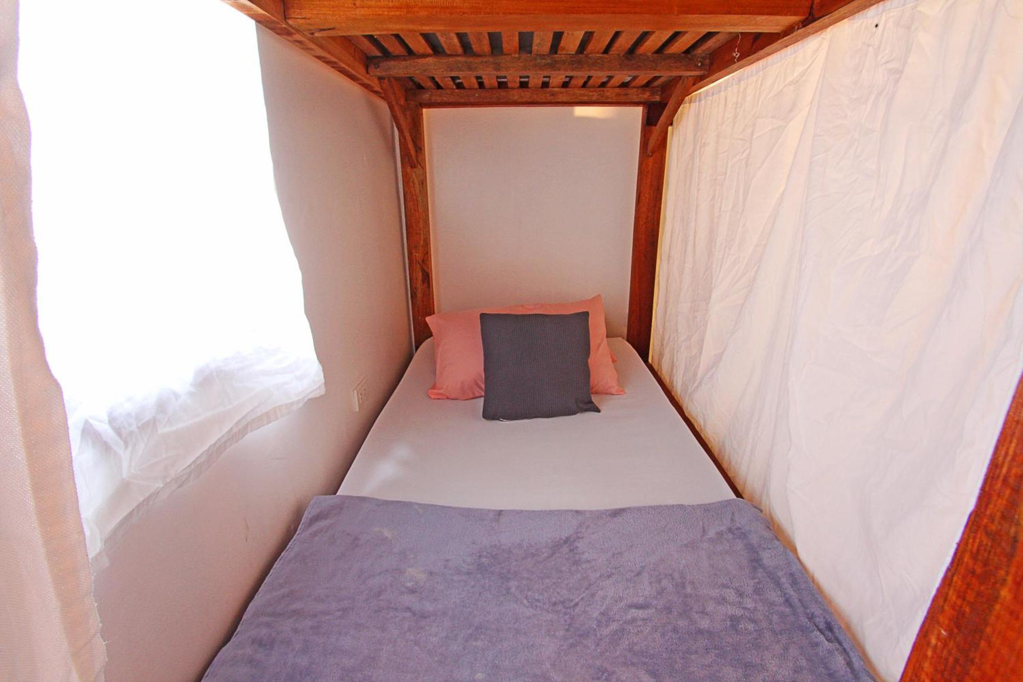 Ozen Freediving Hostel เจเนอรัลลูนา ภายนอก รูปภาพ