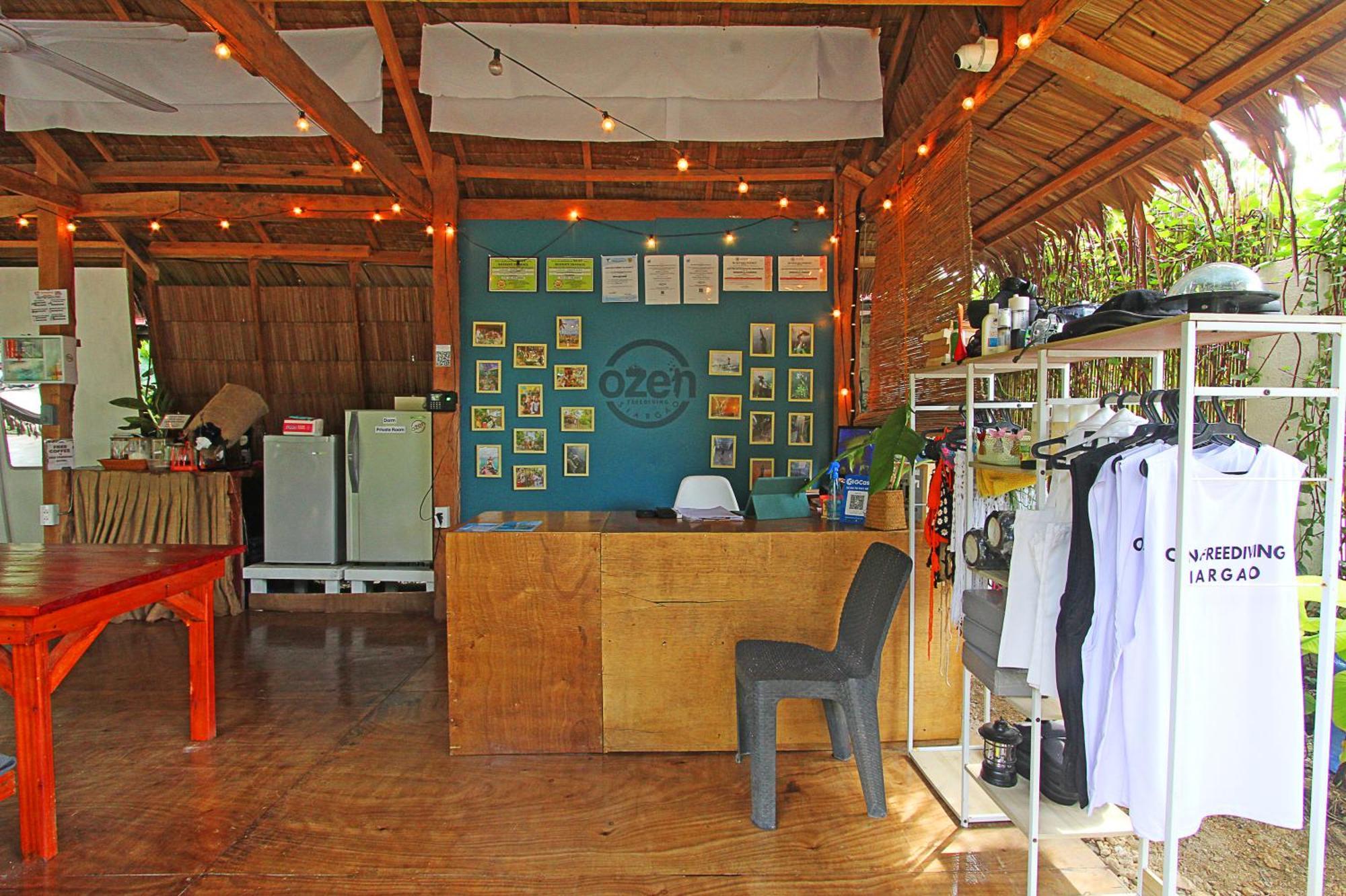 Ozen Freediving Hostel เจเนอรัลลูนา ภายนอก รูปภาพ